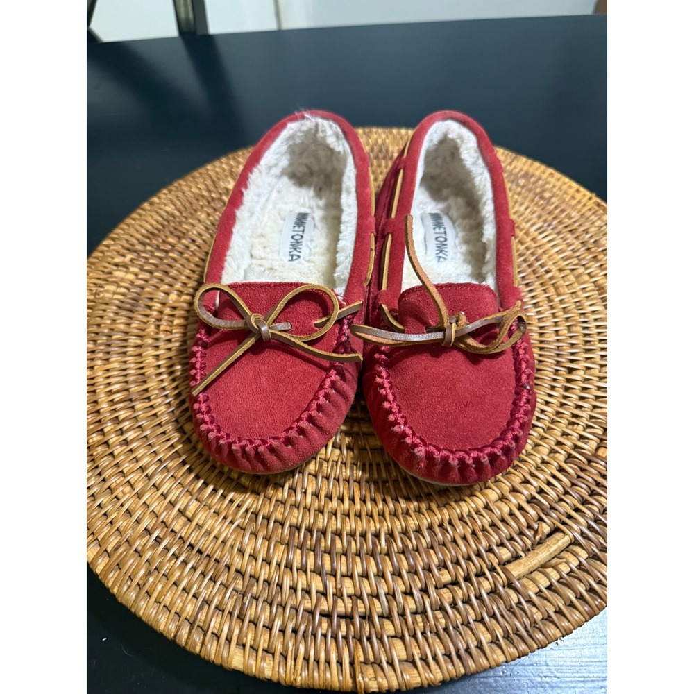 Minnetonka Cally Red Suede Faux Fur Lined Moccasin Slippers 4016 Womens 6M